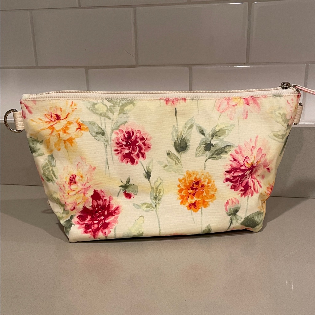 Laura Ashley Home  Floral Cosmetic Bag Brand New